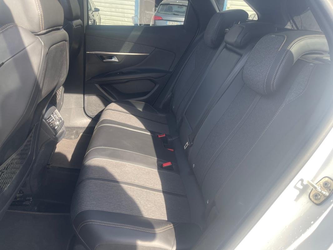 Peugeot 3008 - Photo 9