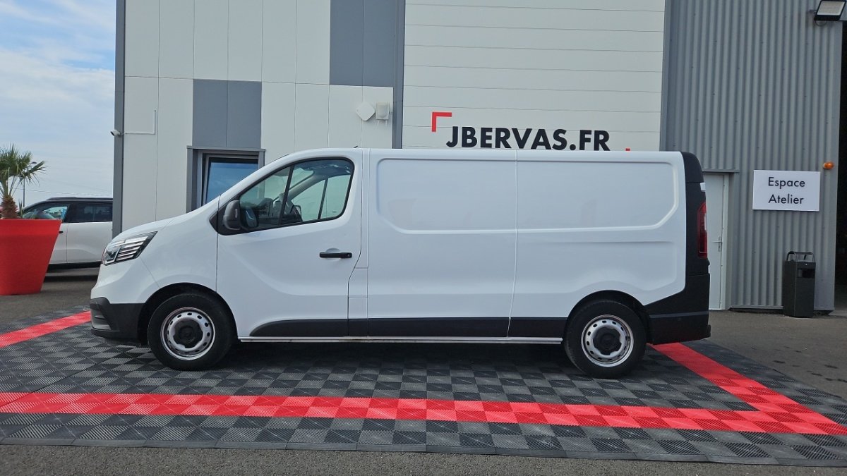 Renault Trafic - Photo 2