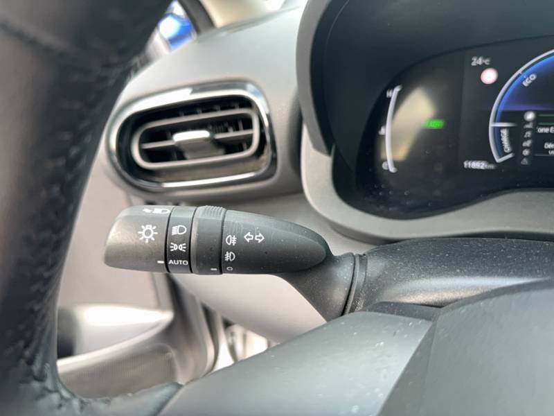 Toyota Yaris - Photo 23