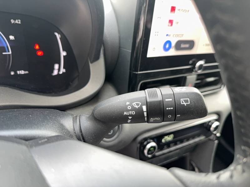 Toyota Yaris - Photo 24