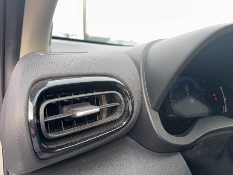 Toyota Yaris - Photo 28