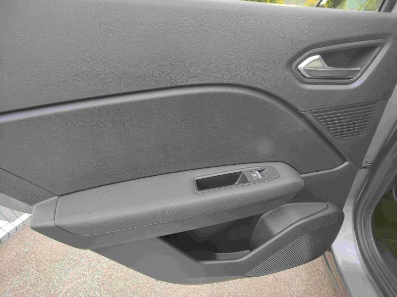 Renault Captur - Photo 31