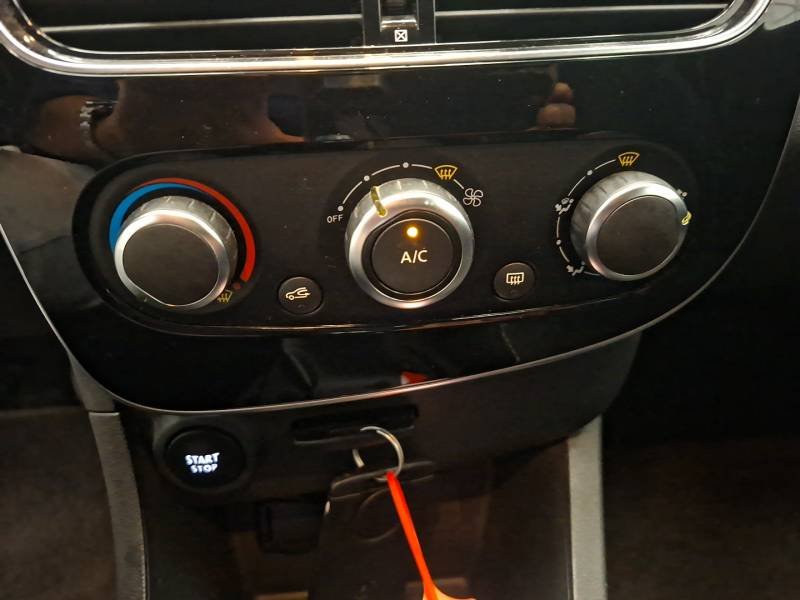 Renault Clio - Photo 32