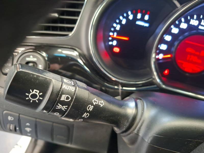 Kia CEED - Photo 24