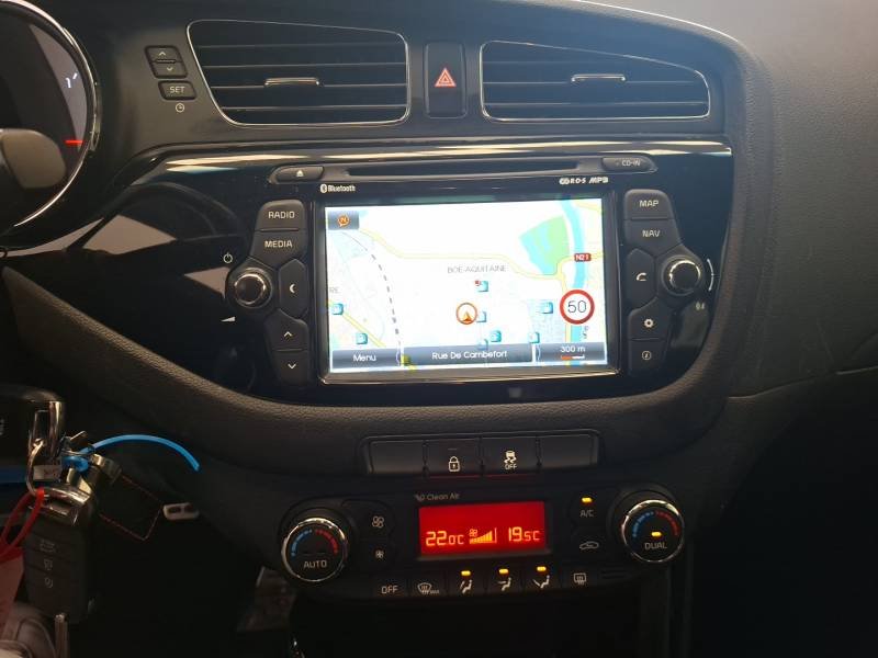 Kia CEED - Photo 30