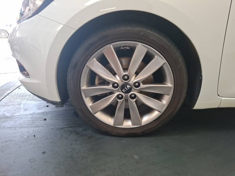 Kia CEED - Photo 9