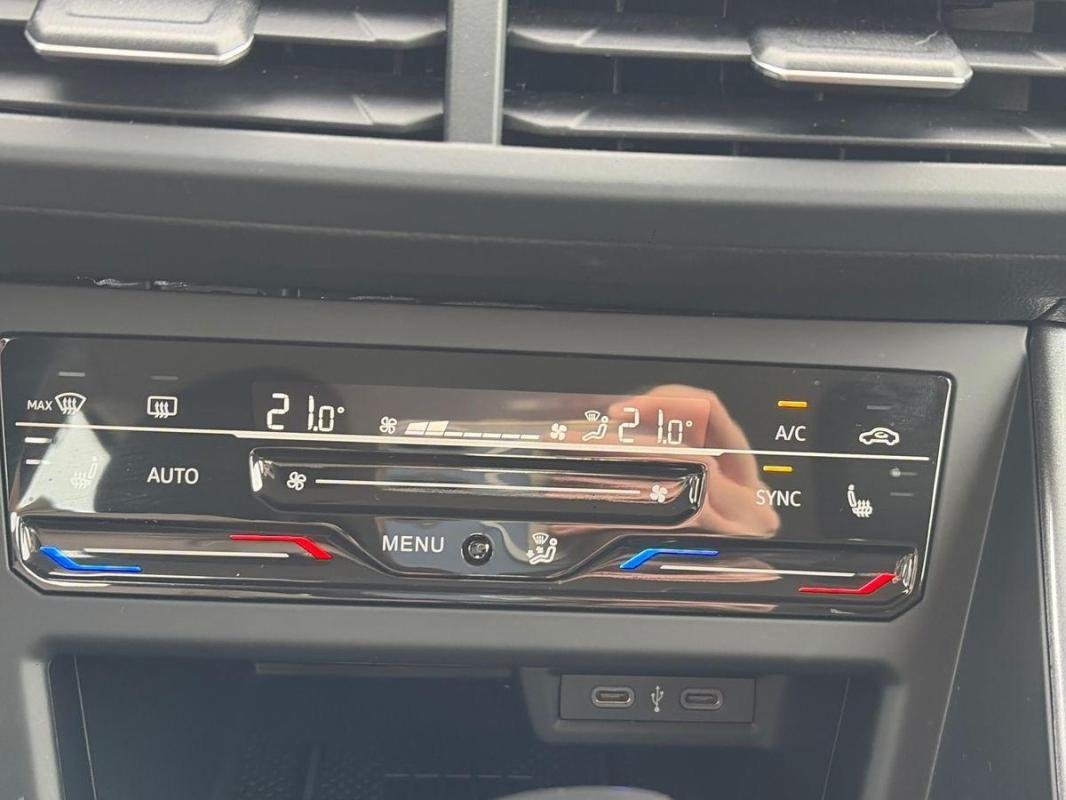 Volkswagen Polo - Photo 19