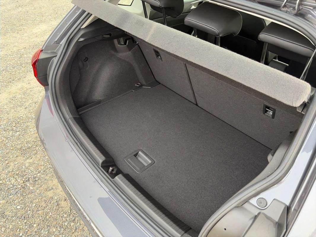 Volkswagen Polo - Photo 32
