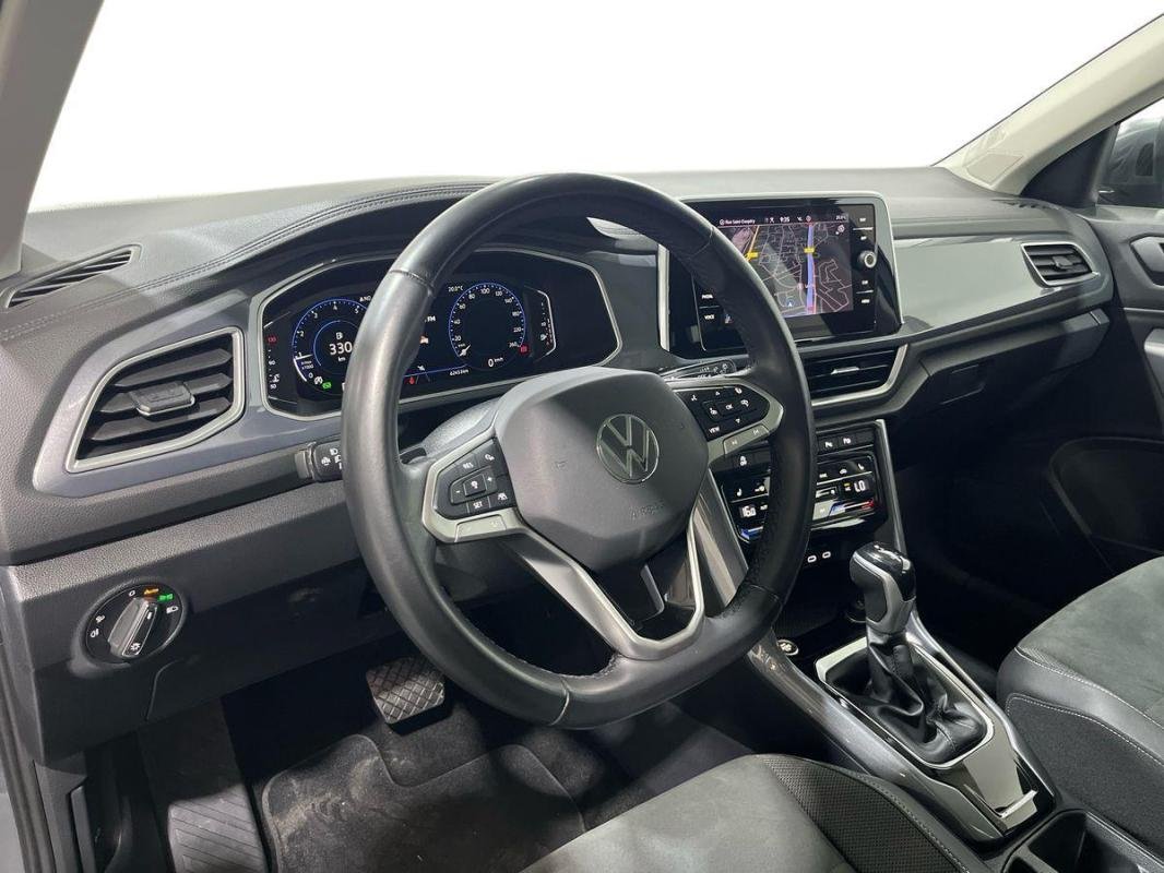 Volkswagen T-Roc - Photo 9