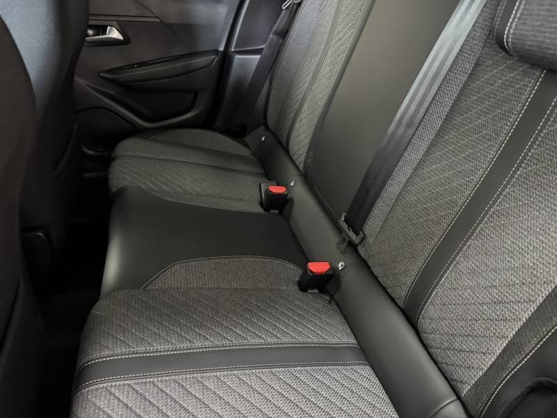 Peugeot 208 - Photo 13