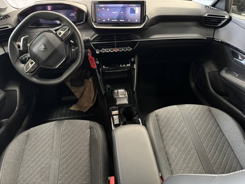 Peugeot 208 - Photo 14