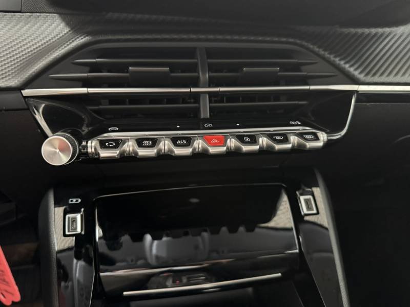 Peugeot 208 - Photo 20
