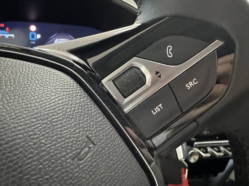 Peugeot 208 - Photo 23
