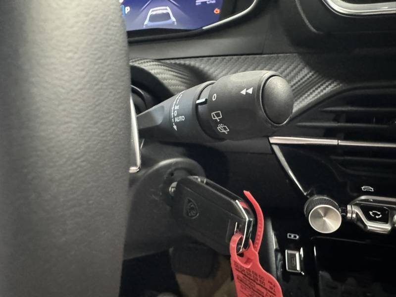 Peugeot 208 - Photo 25