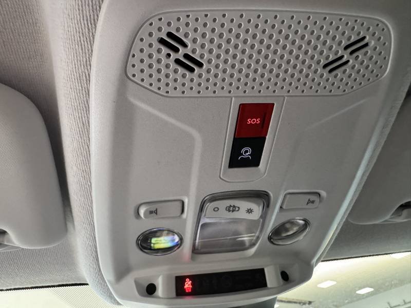 Peugeot 208 - Photo 35