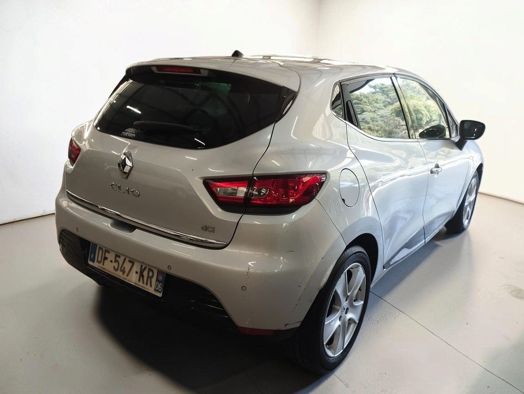 Renault Clio - Photo 2