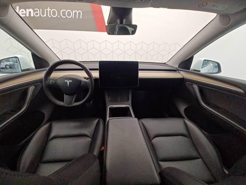 Tesla Model Y - Photo 11