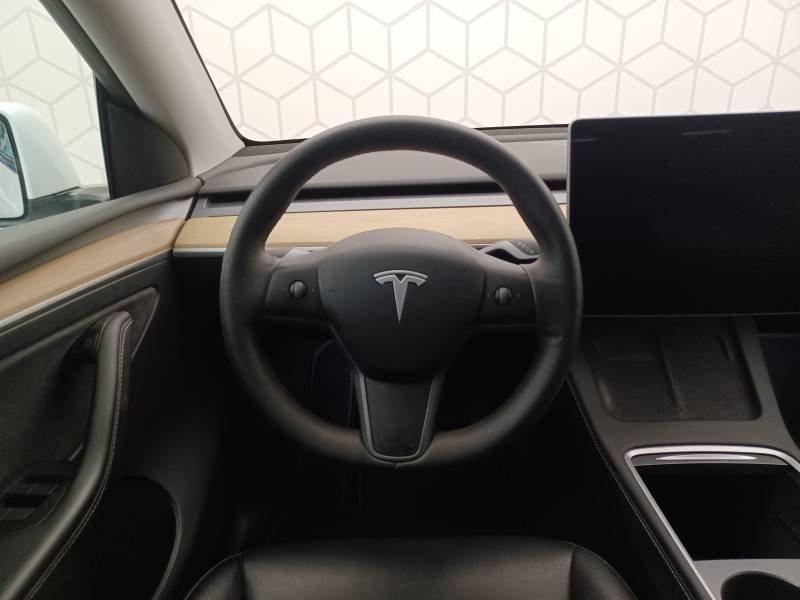 Tesla Model Y - Photo 12
