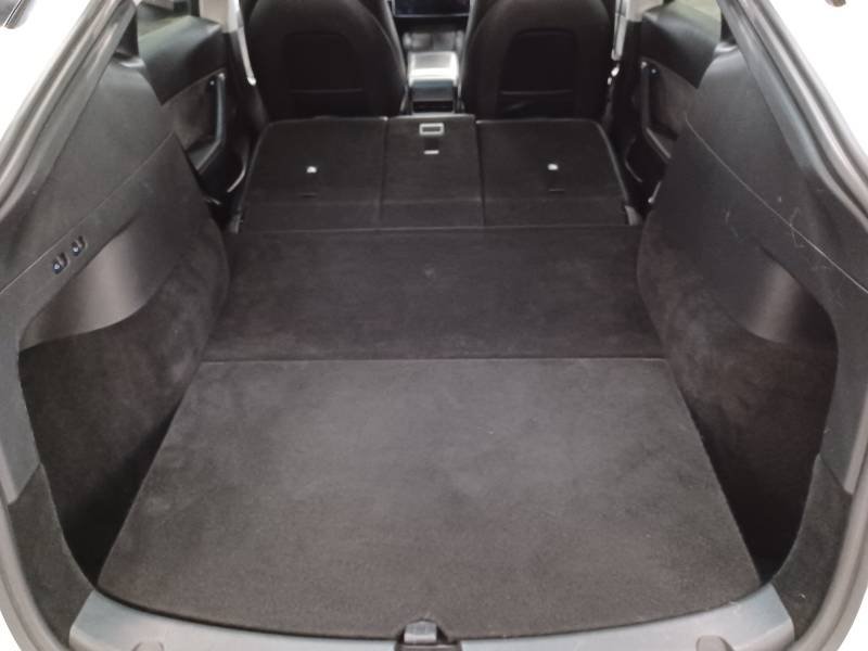 Tesla Model Y - Photo 24