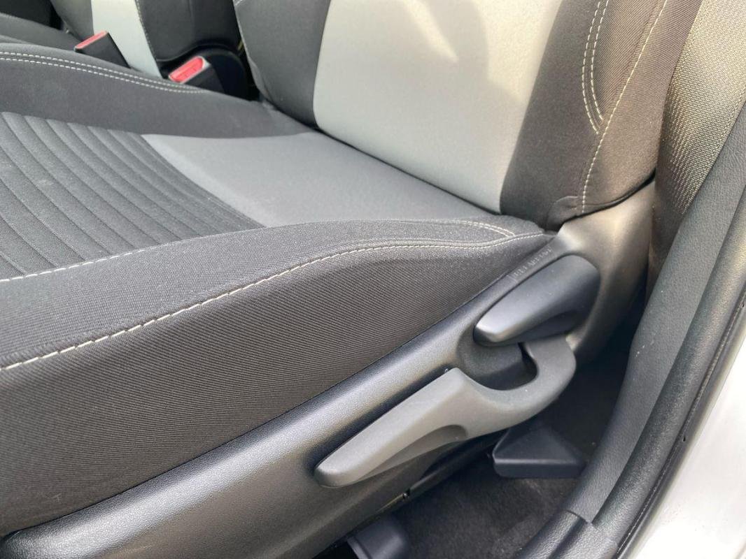 Toyota Yaris - Photo 14