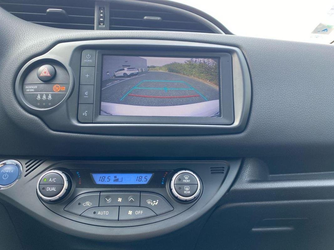 Toyota Yaris - Photo 18