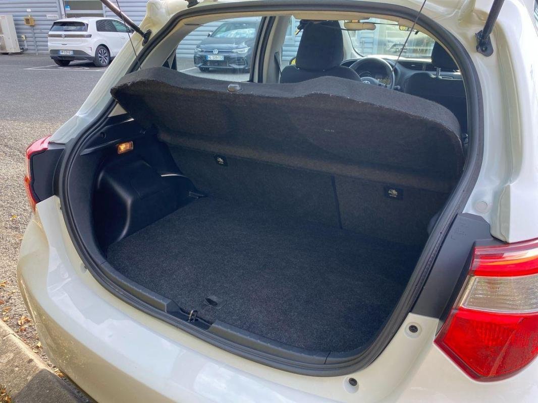 Toyota Yaris - Photo 32
