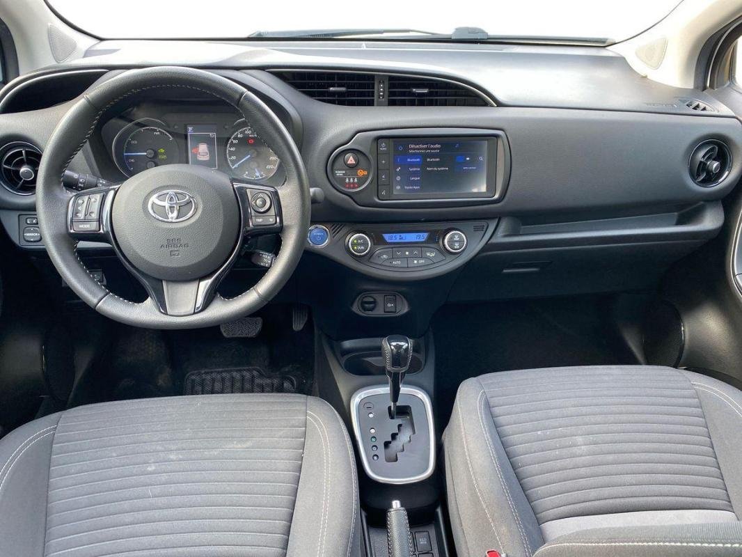 Toyota Yaris - Photo 8