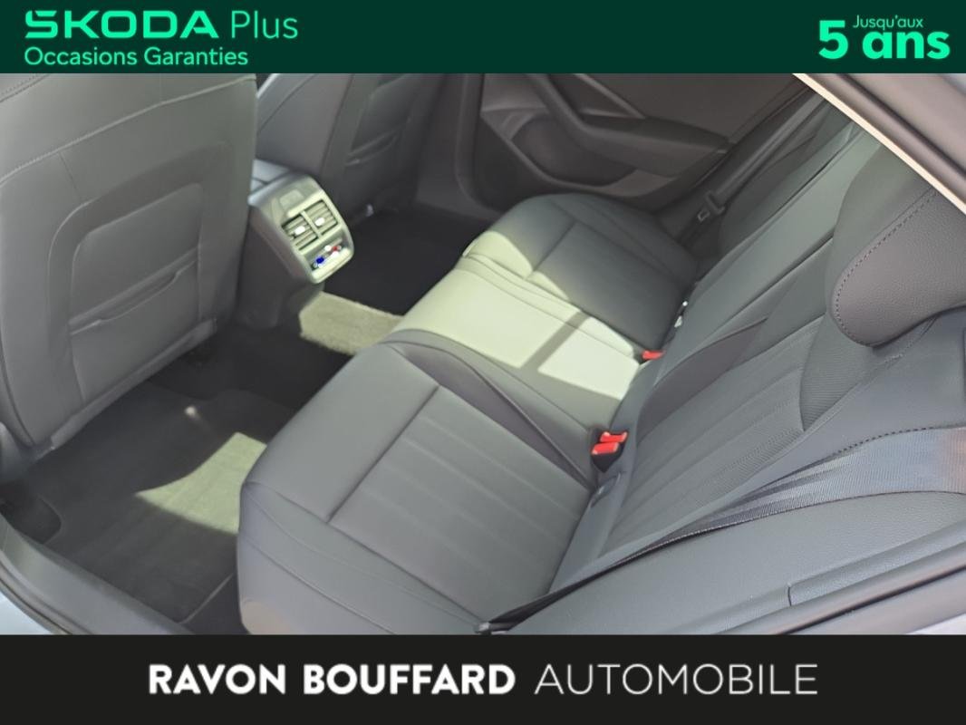 Skoda Superb - Photo 25