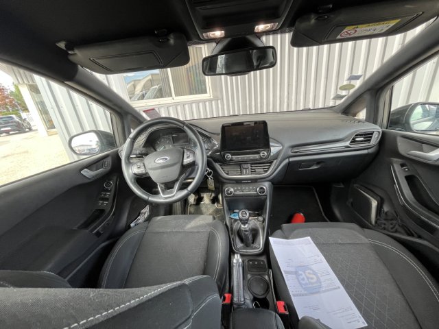 Ford Fiesta - Photo 5