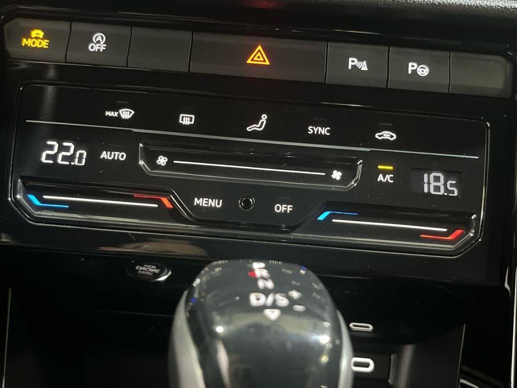 Volkswagen T-Roc - Photo 19