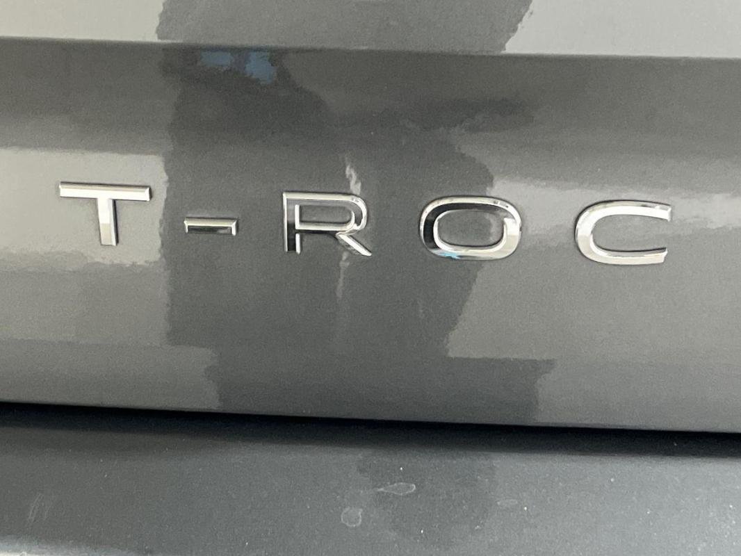 Volkswagen T-Roc - Photo 26