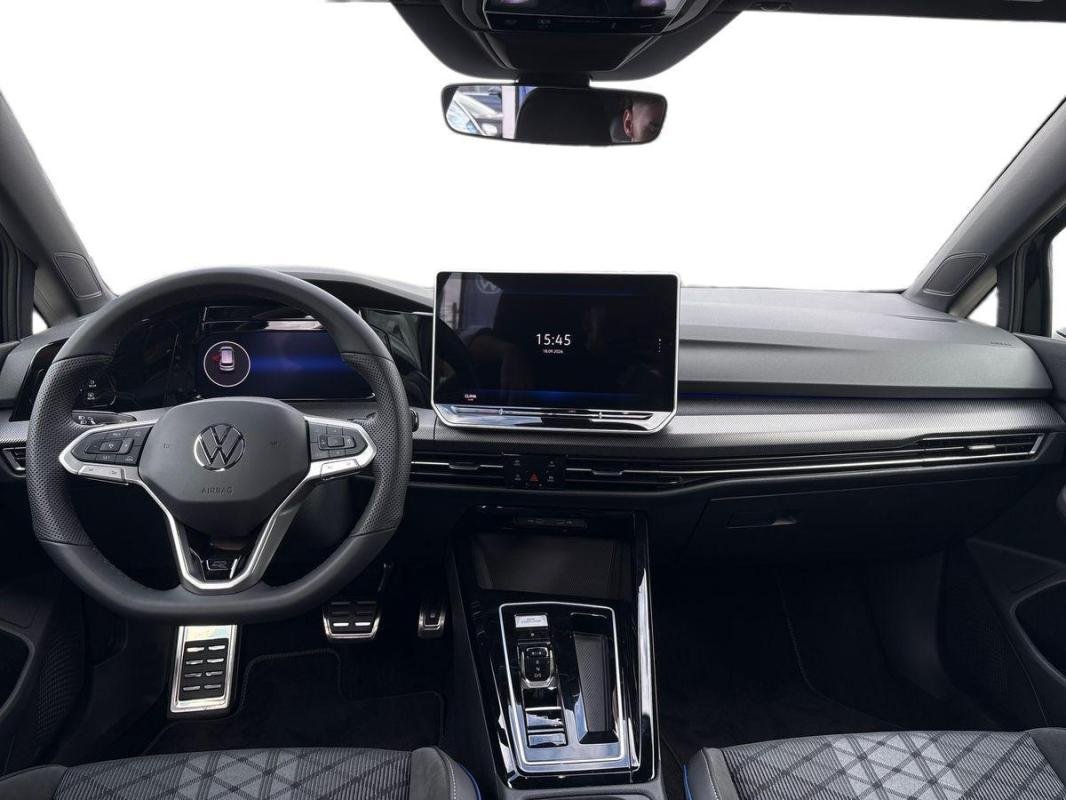 Volkswagen Golf - Photo 8