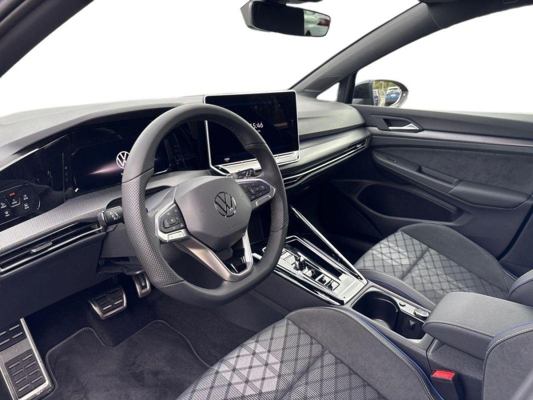 Volkswagen Golf - Photo 9