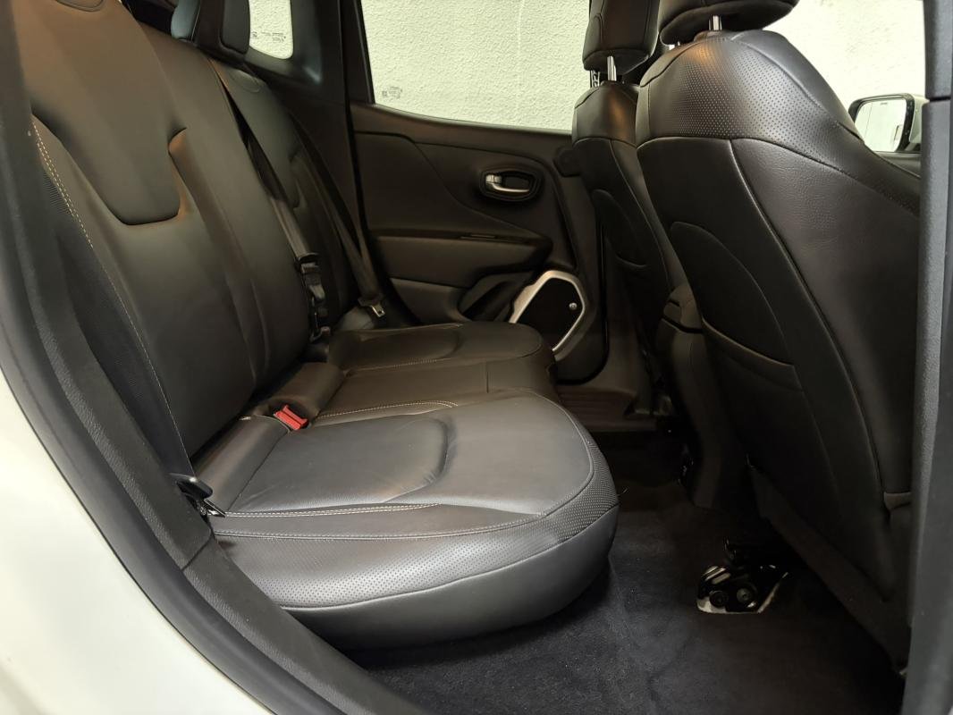 Jeep Renegade - Photo 24