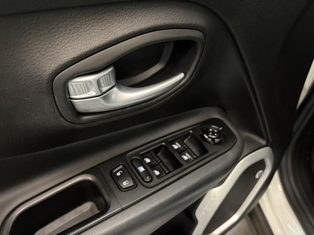 Jeep Renegade - Photo 50