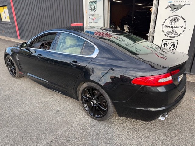Jaguar XF - Photo 5
