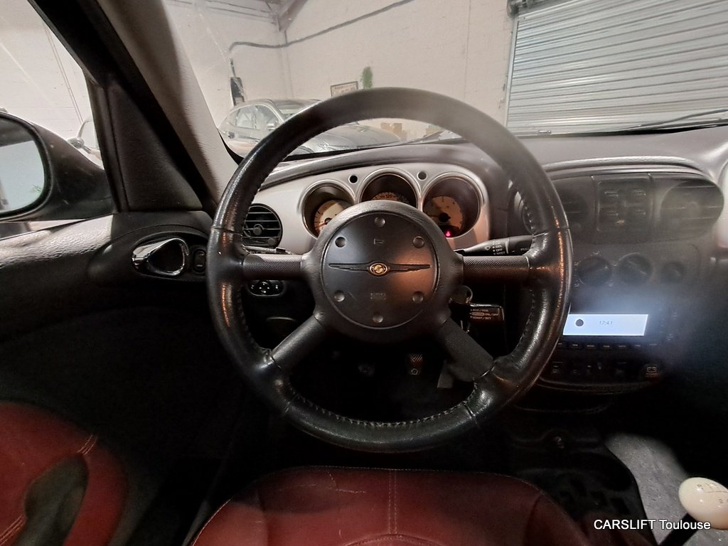 Chrysler PT Cruiser - Photo 13