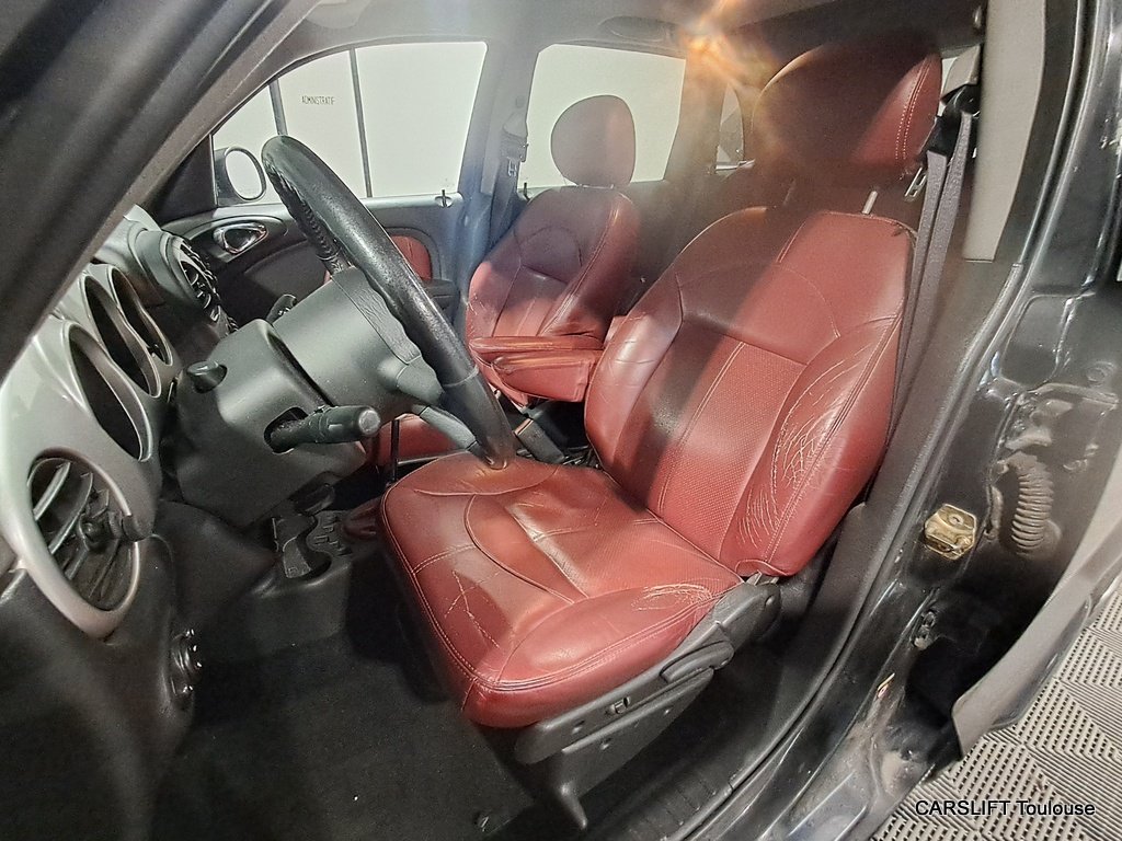 Chrysler PT Cruiser - Photo 10