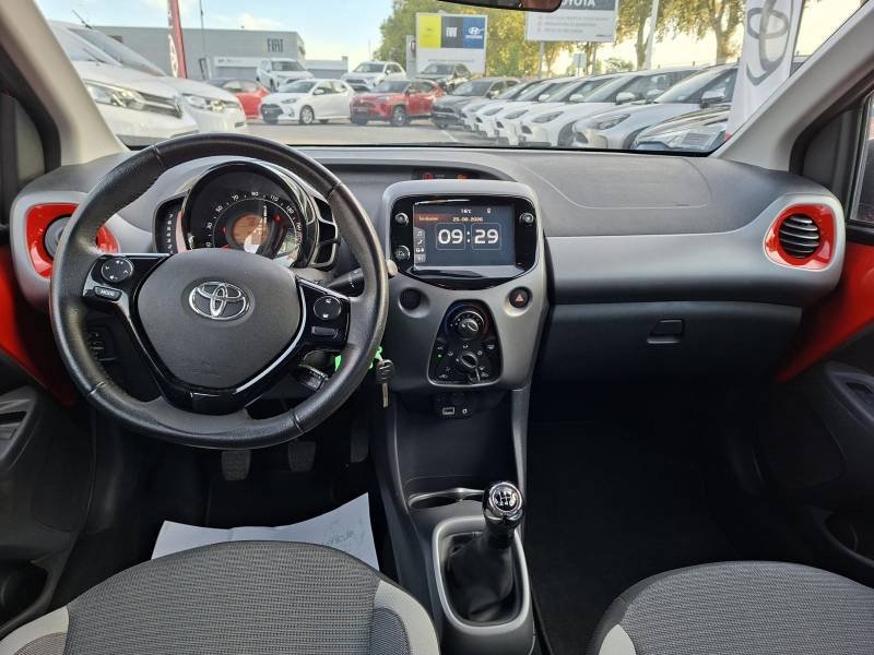Toyota Aygo - Photo 10