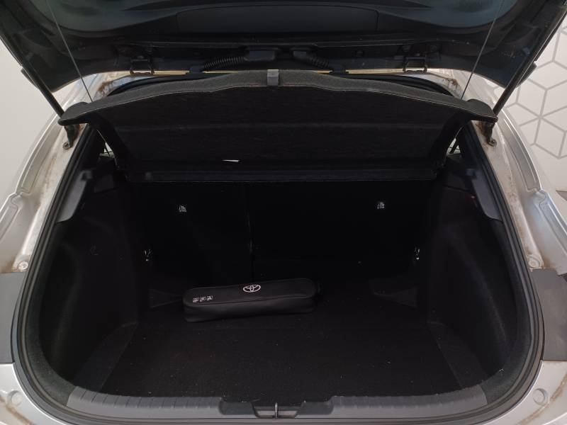 Toyota Corolla - Photo 14