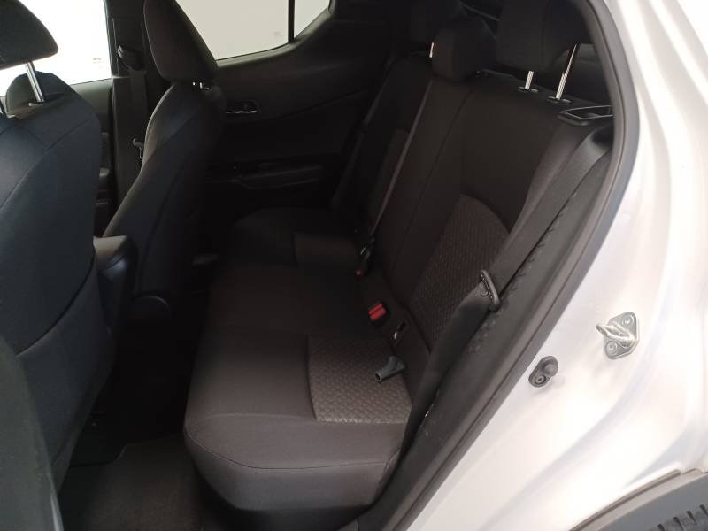 Toyota C-HR - Photo 13