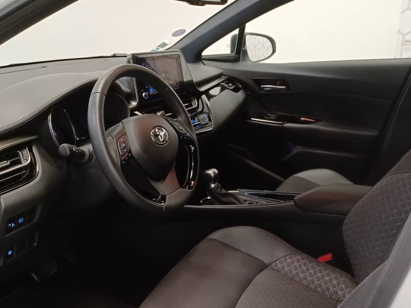 Toyota C-HR - Photo 10