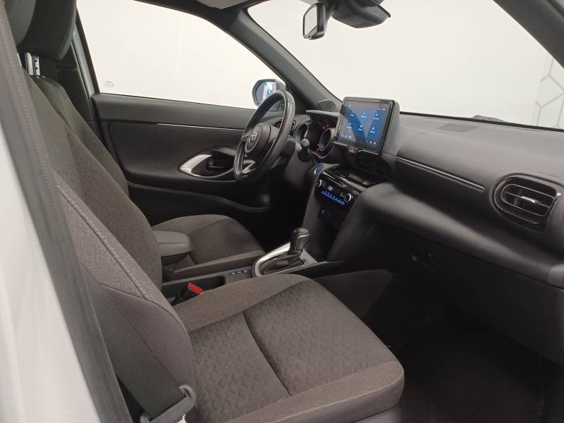 Toyota Yaris - Photo 12