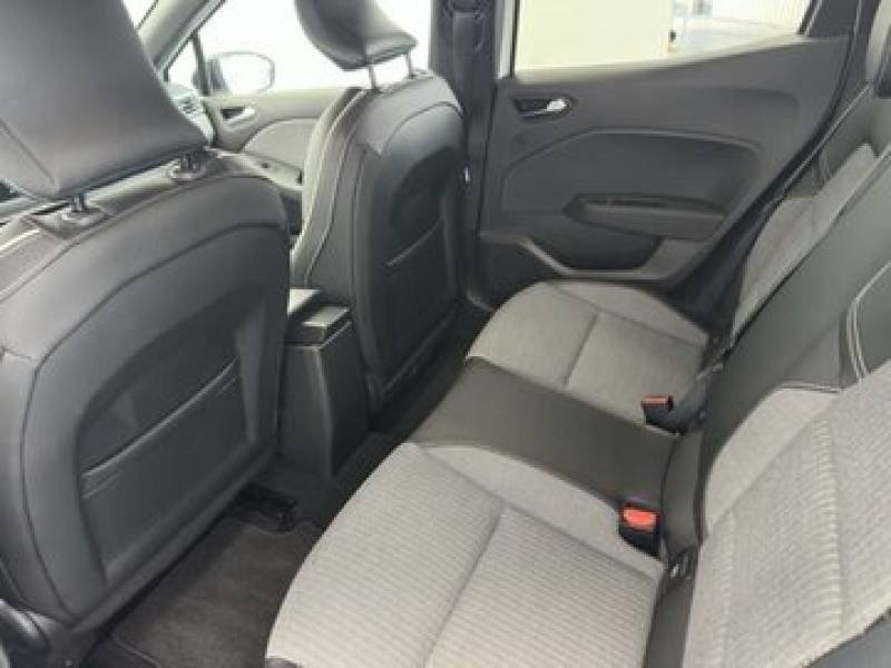 Renault Clio - Photo 16
