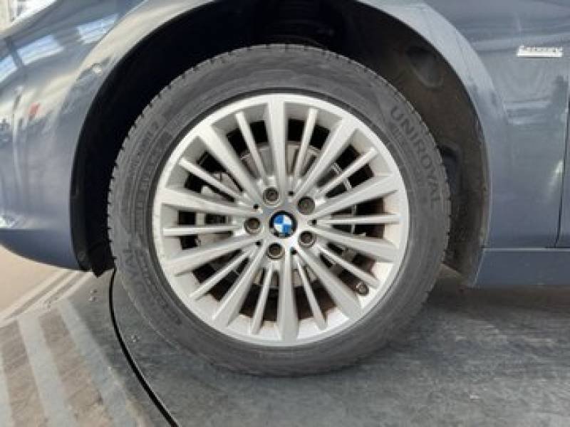 BMW Serie 2 - Photo 9