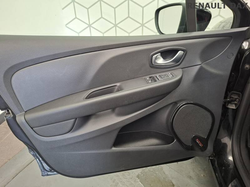Renault Clio - Photo 28