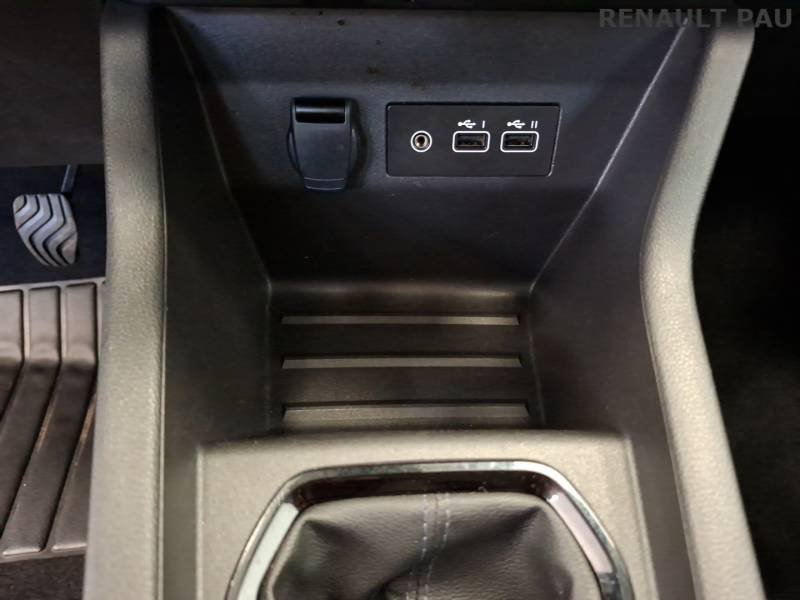 Renault Clio - Photo 23