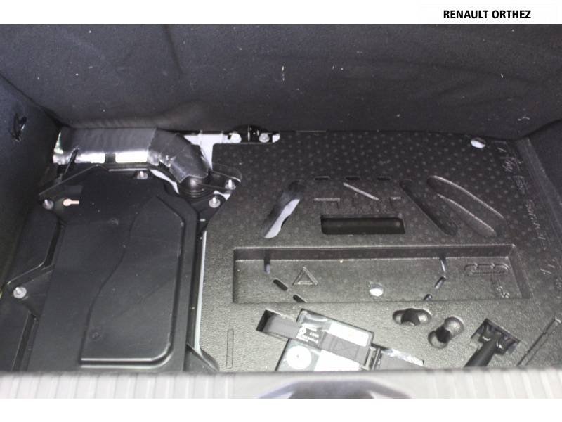 Renault Clio - Photo 18
