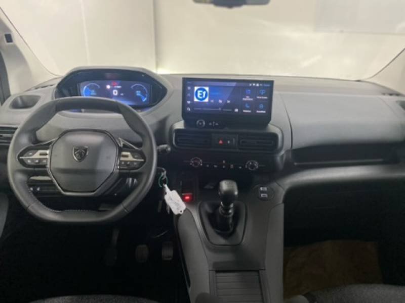 Peugeot Rifter - Photo 27