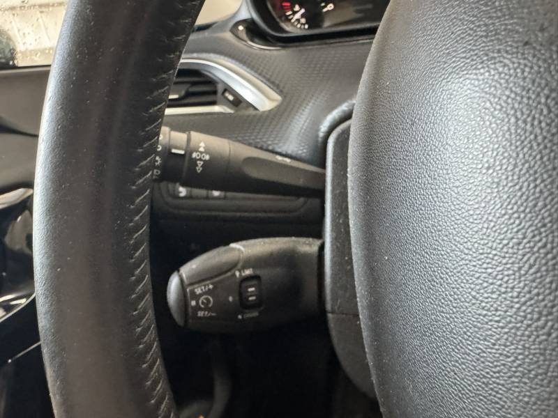 Peugeot 208 - Photo 19